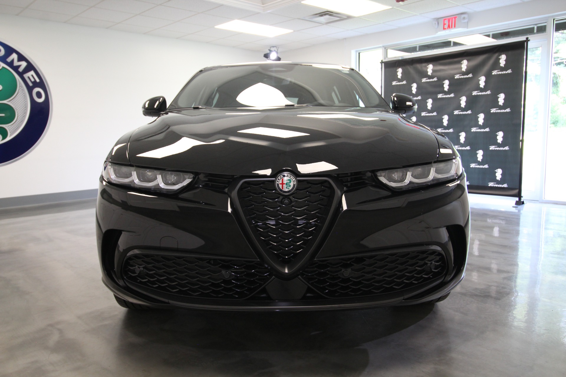 New 2024 BLACK Alfa Romeo TONALE Veloce | Albany, NY