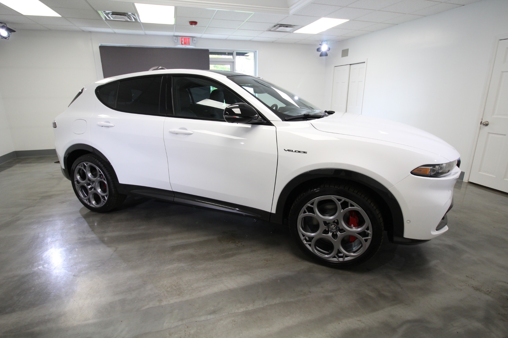 New 2024 Alfa Romeo TONALE Veloce | St. Petersburg, FL