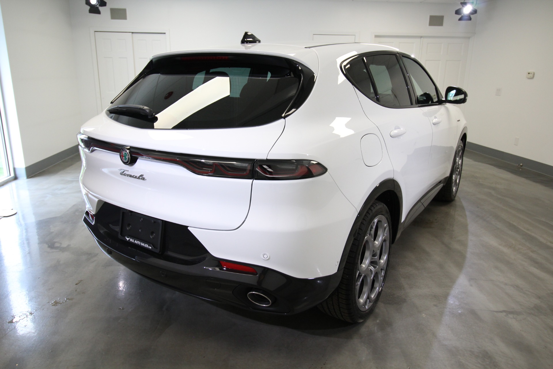 New 2024 Alfa Romeo TONALE Veloce | St. Petersburg, FL