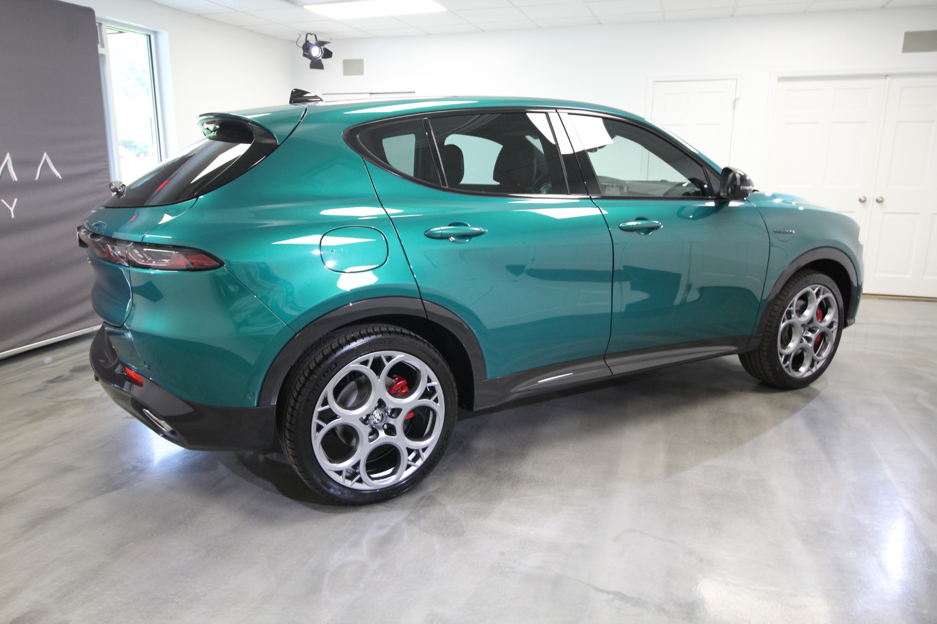 New 2024 Alfa Romeo TONALE Veloce | St. Petersburg, FL