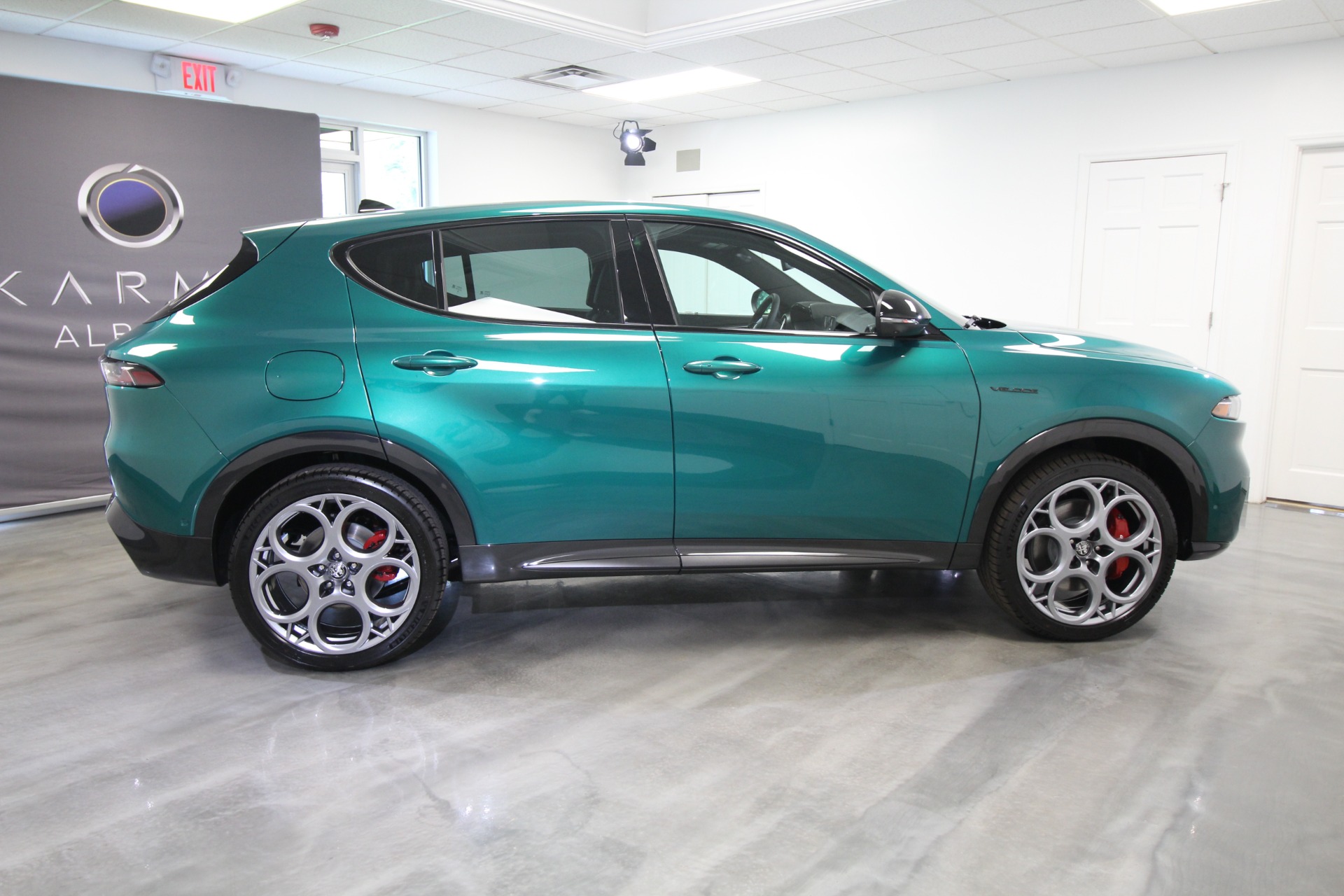 New 2024 Alfa Romeo TONALE Veloce | St. Petersburg, FL