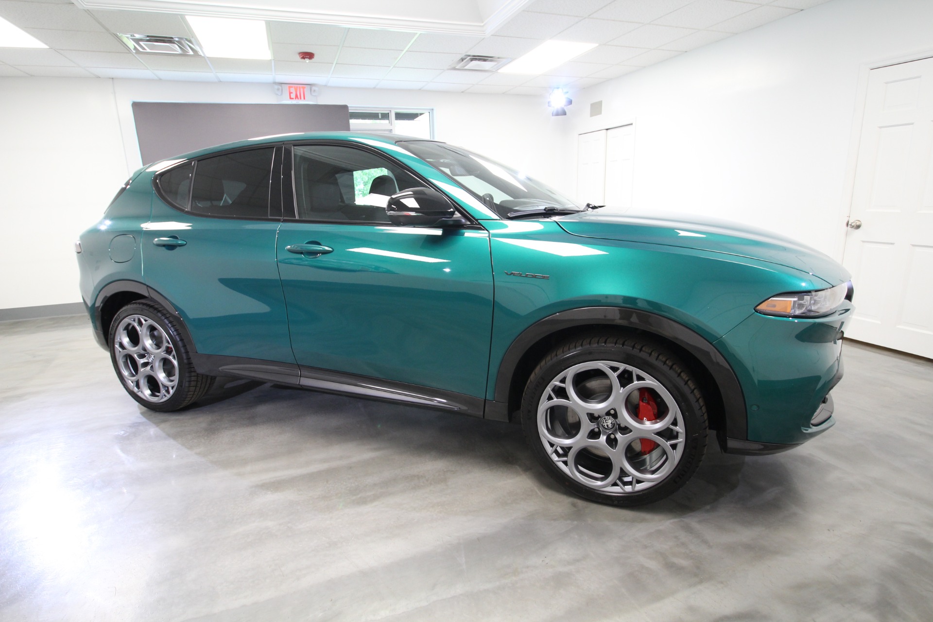 New 2024 Alfa Romeo TONALE Veloce | St. Petersburg, FL