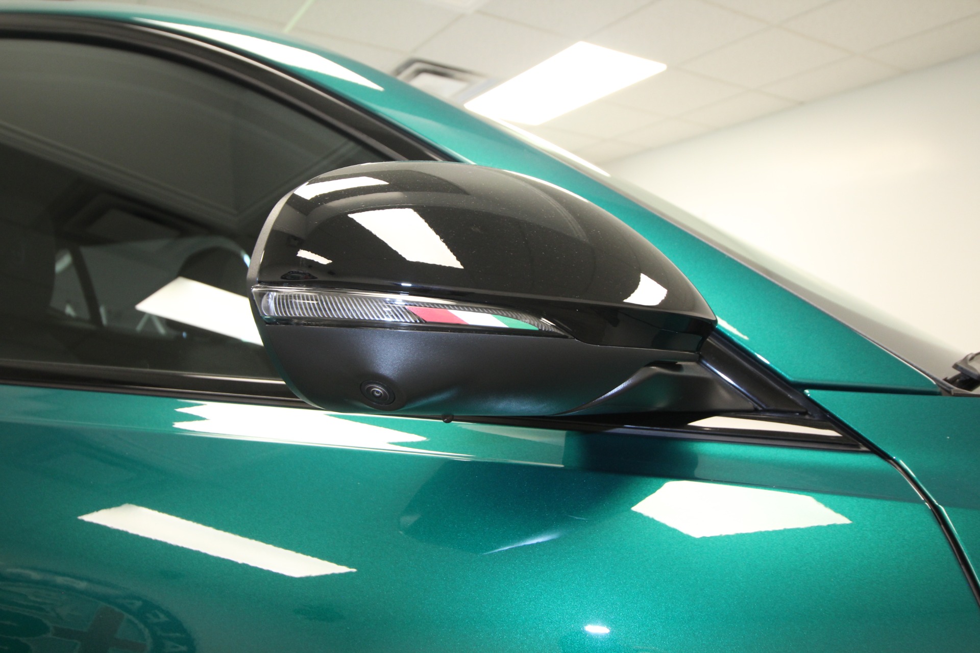 New 2024 Alfa Romeo TONALE Veloce | St. Petersburg, FL