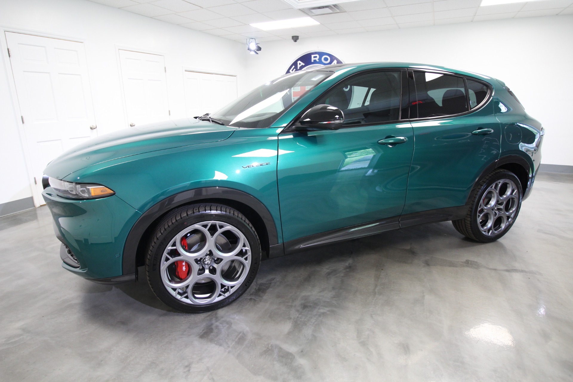 New 2024 Alfa Romeo TONALE Veloce | St. Petersburg, FL