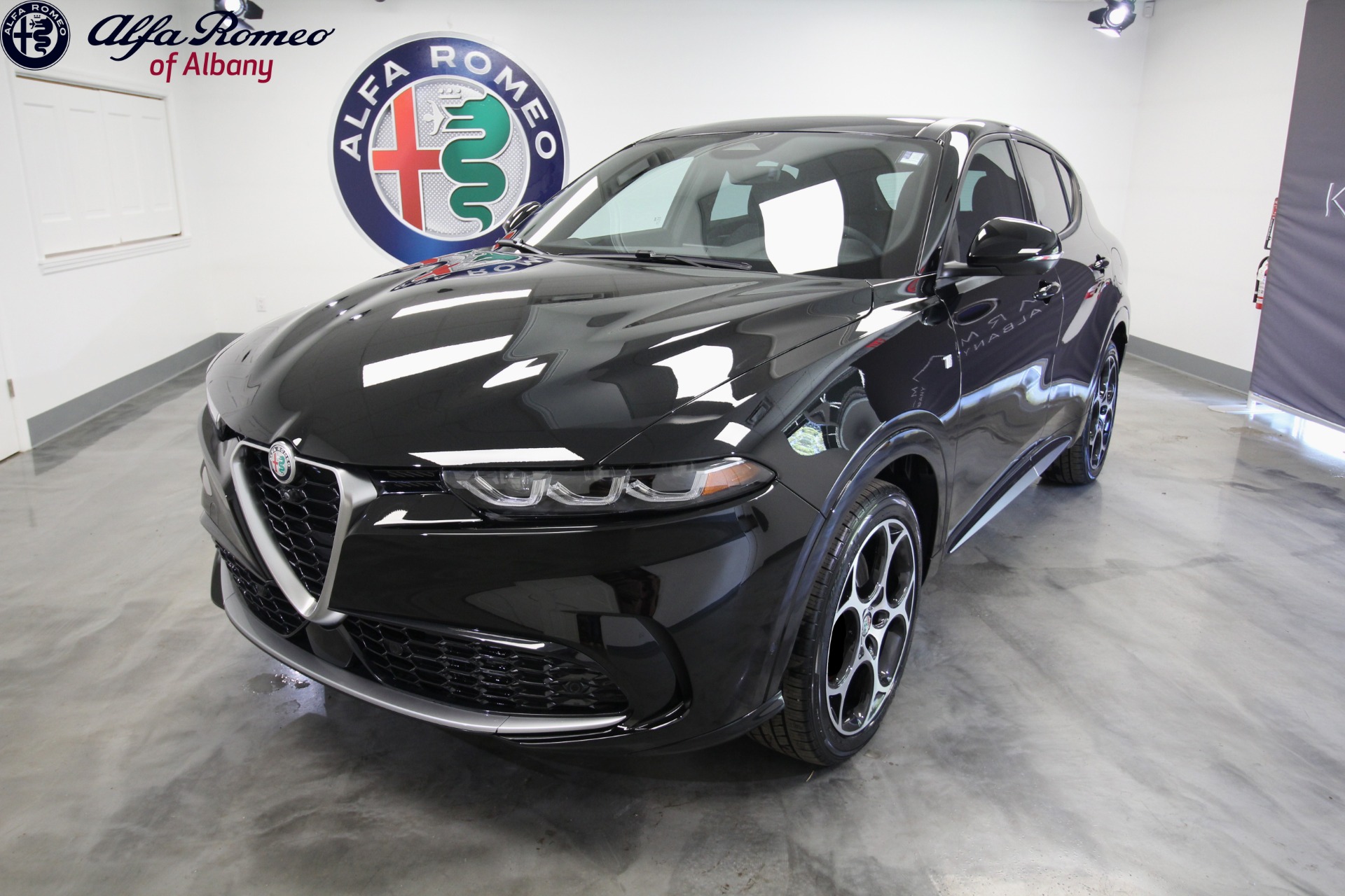 New 2024 Alfa Romeo TONALE Ti | St. Petersburg, FL