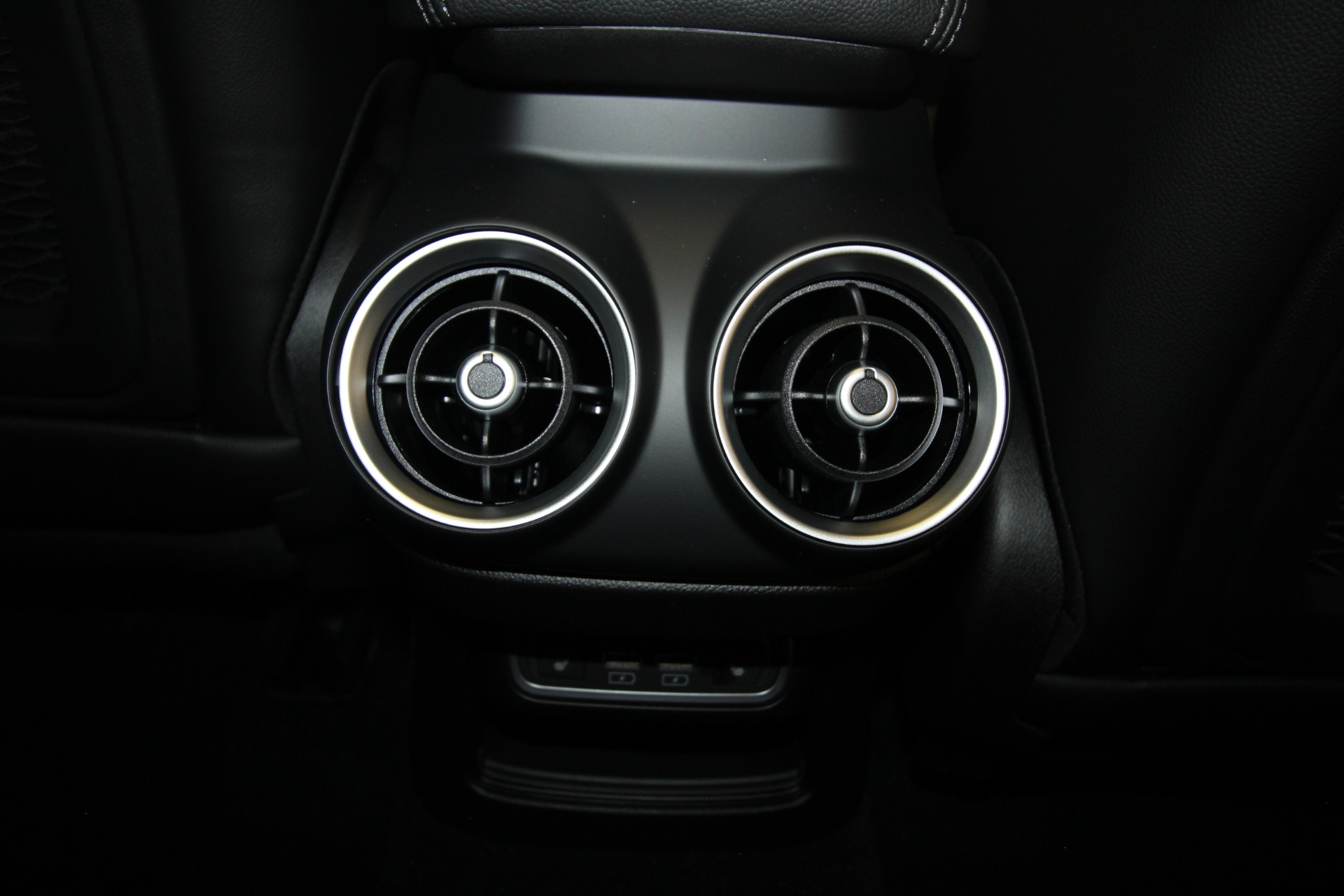 New 2024 Alfa Romeo STELVIO Sprint | St. Petersburg, FL