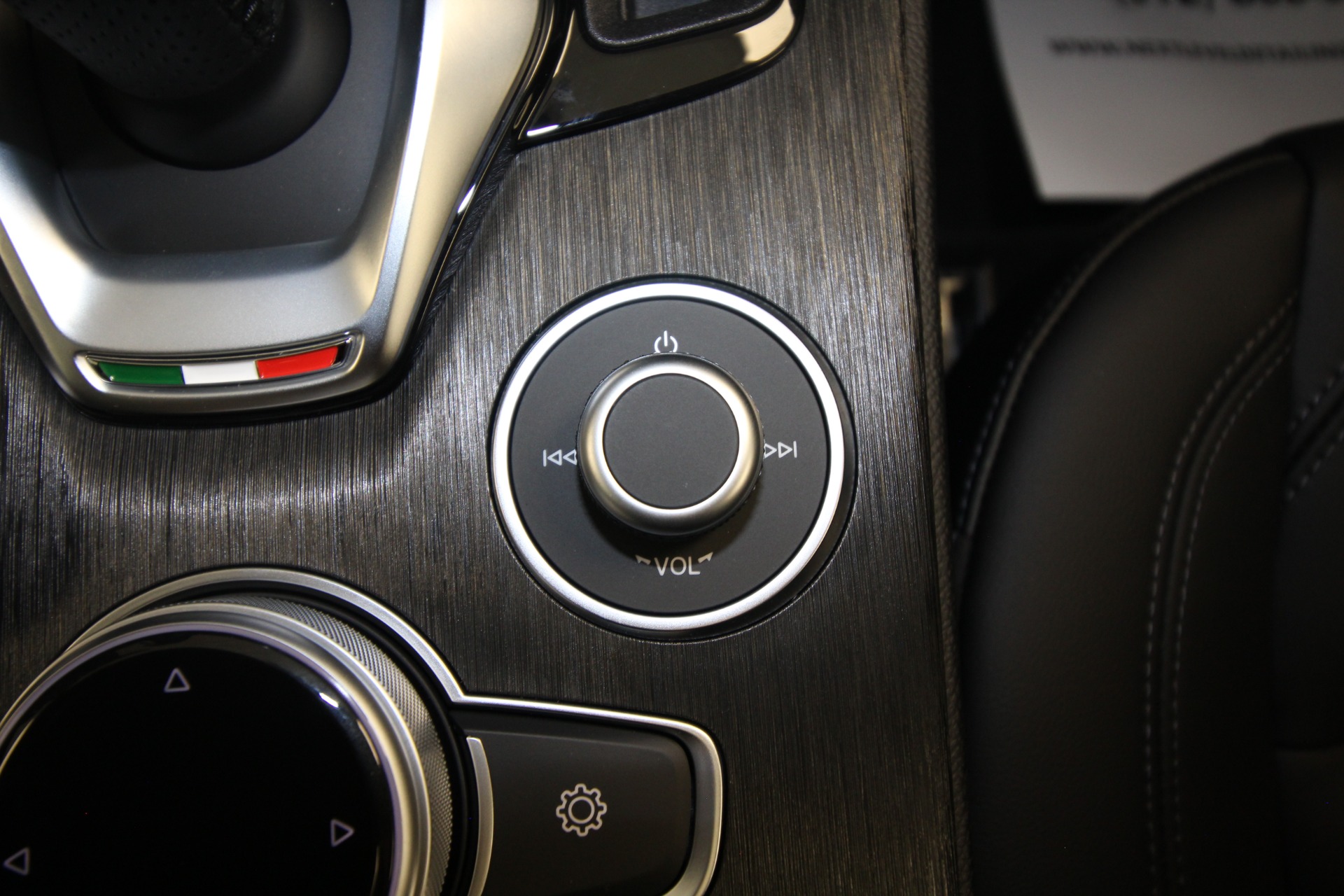 New 2024 Alfa Romeo STELVIO Sprint | St. Petersburg, FL