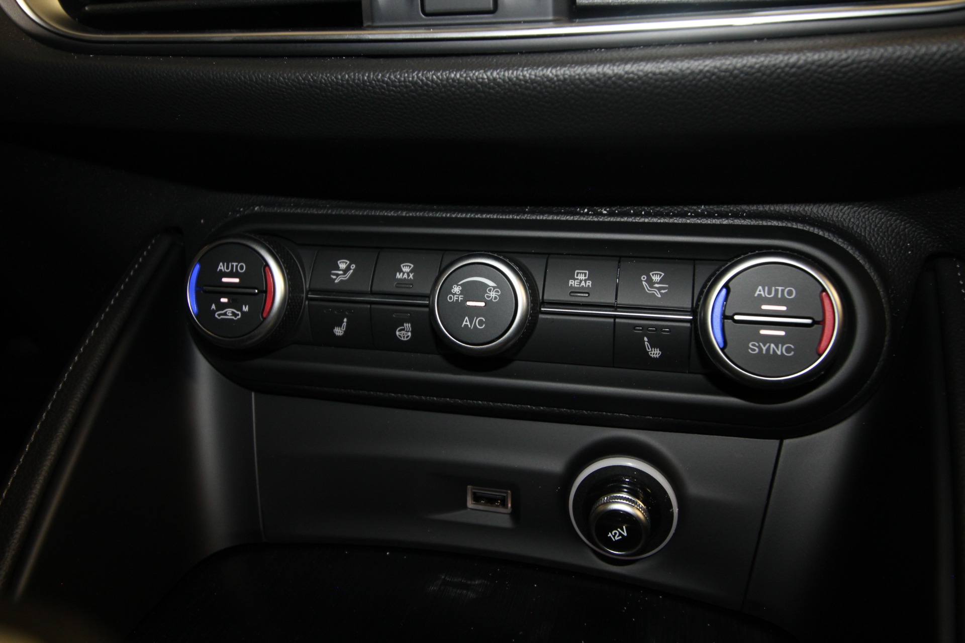 New 2024 Alfa Romeo STELVIO Sprint | St. Petersburg, FL