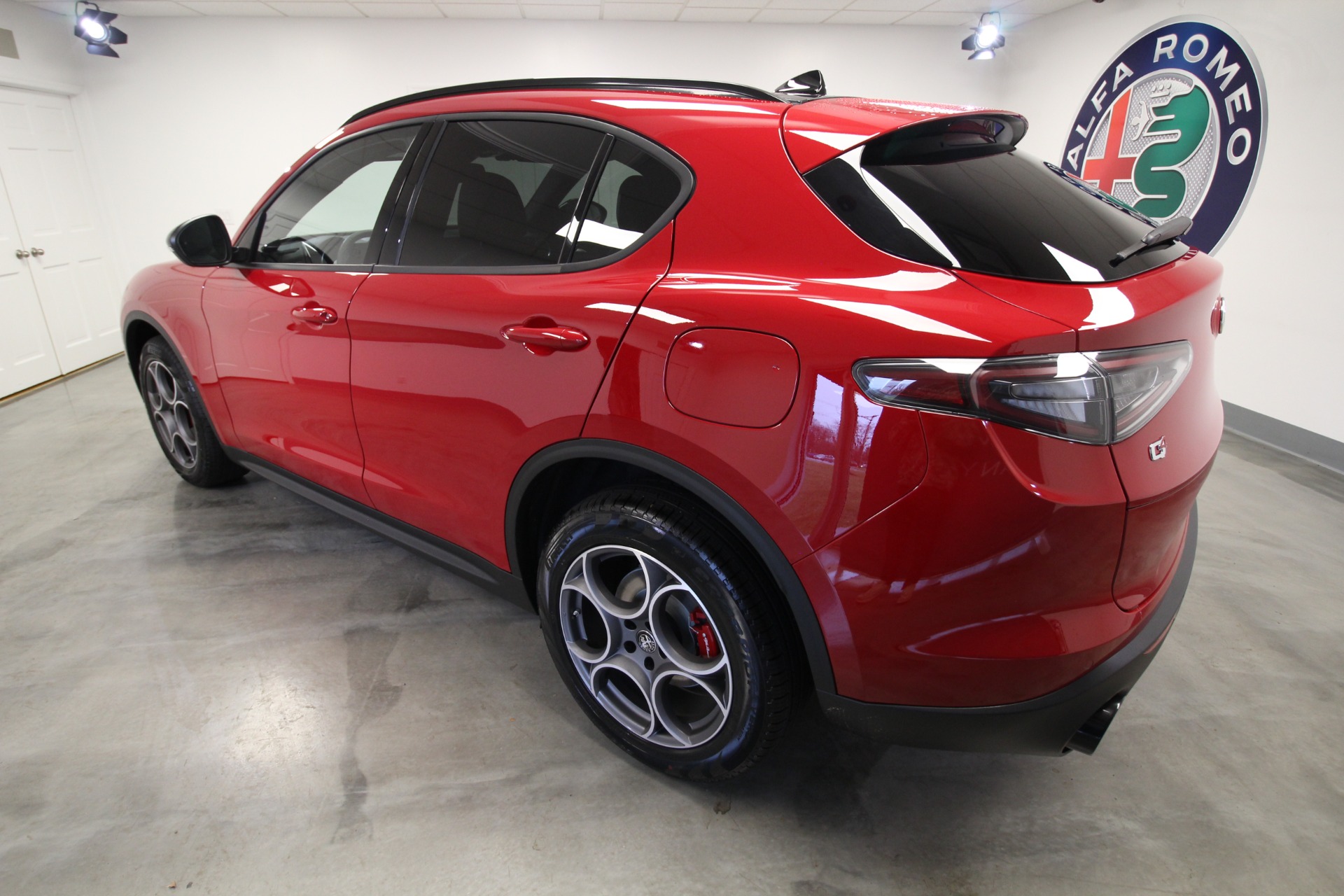 New 2024 Alfa Romeo STELVIO Sprint | St. Petersburg, FL