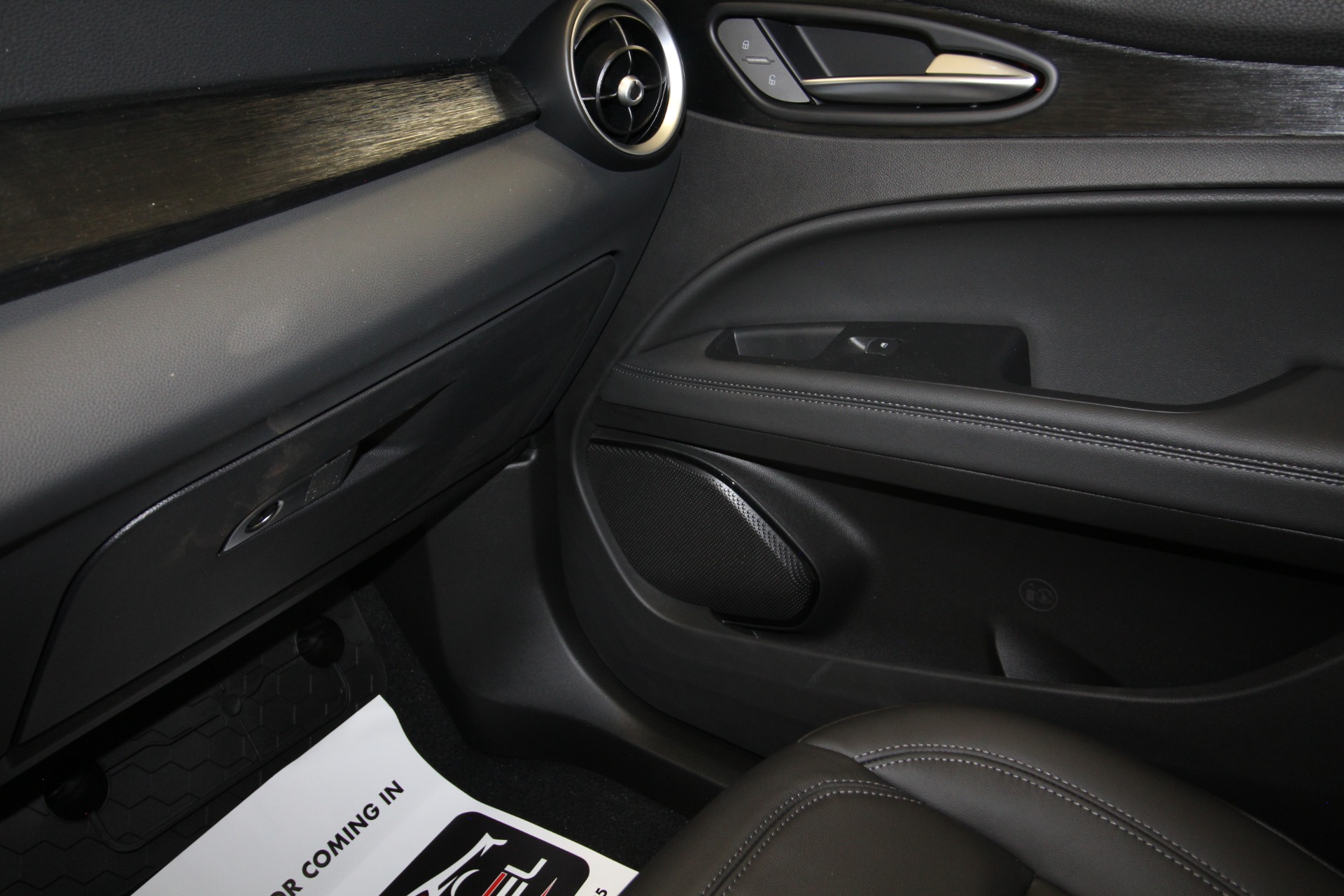 New 2024 Alfa Romeo STELVIO Sprint | St. Petersburg, FL