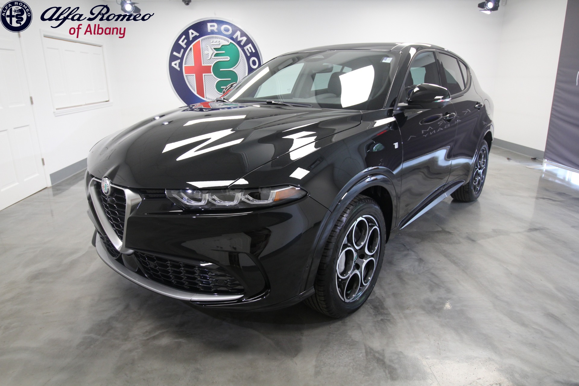 New 2024 Alfa Romeo TONALE Ti | St. Petersburg, FL