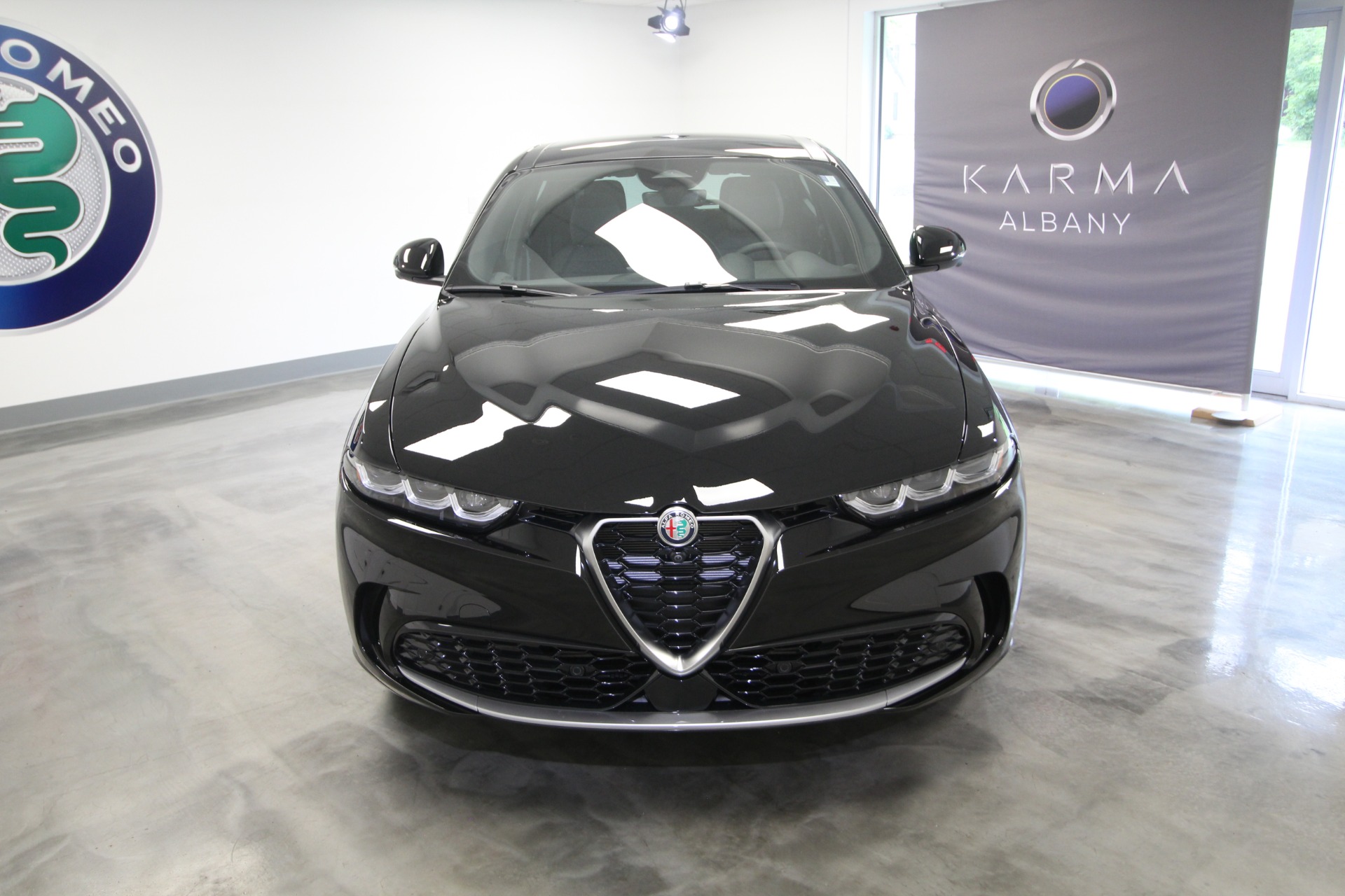 New 2024 Alfa Romeo TONALE Ti | St. Petersburg, FL