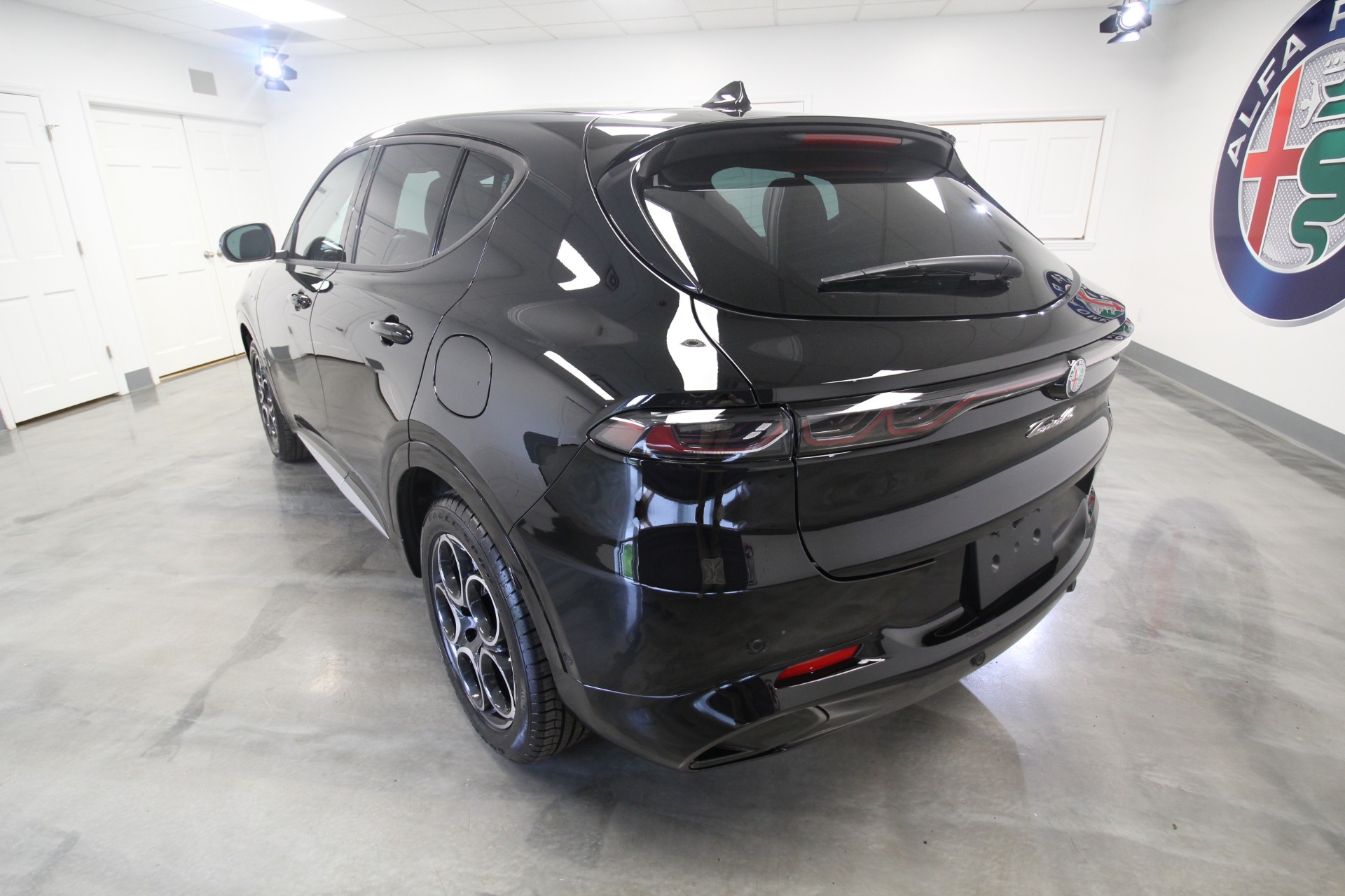 New 2024 Alfa Romeo TONALE Ti | St. Petersburg, FL