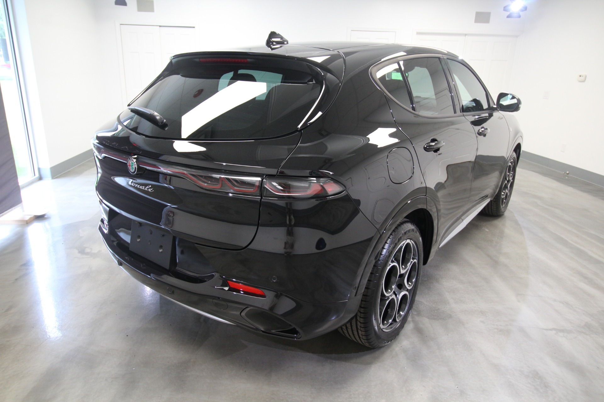 New 2024 Alfa Romeo TONALE Ti | St. Petersburg, FL