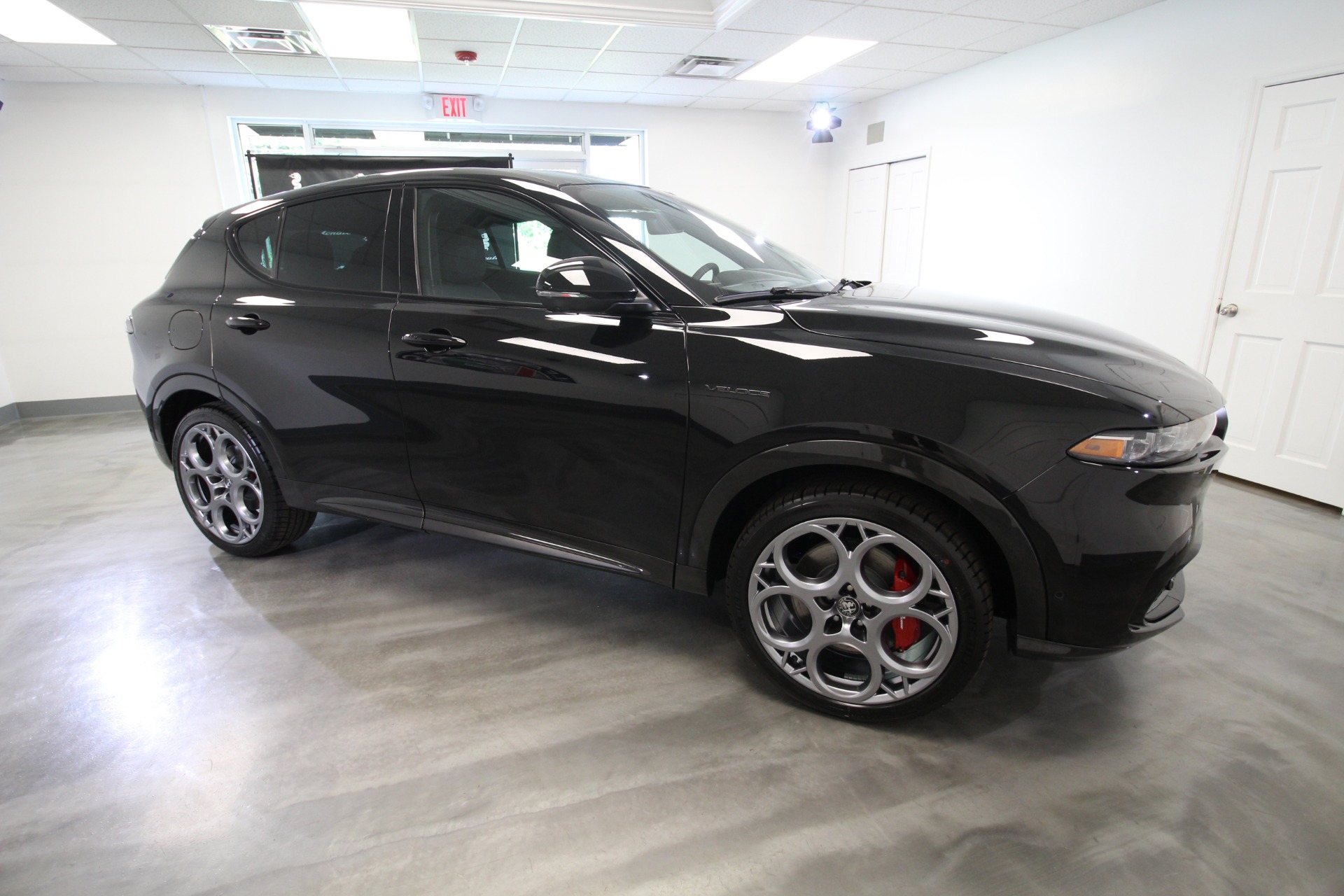 New 2024 Alfa Romeo TONALE Veloce | St. Petersburg, FL