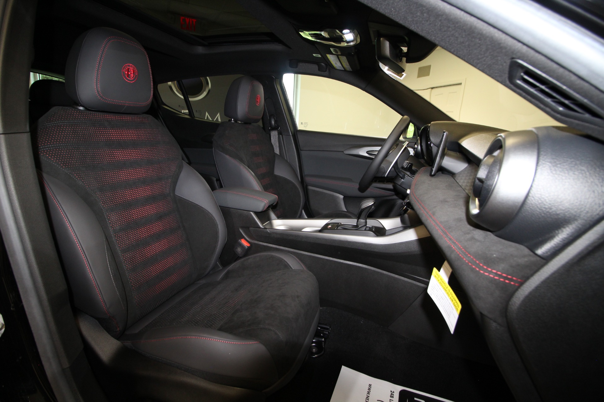 New 2024 Alfa Romeo TONALE Veloce | St. Petersburg, FL