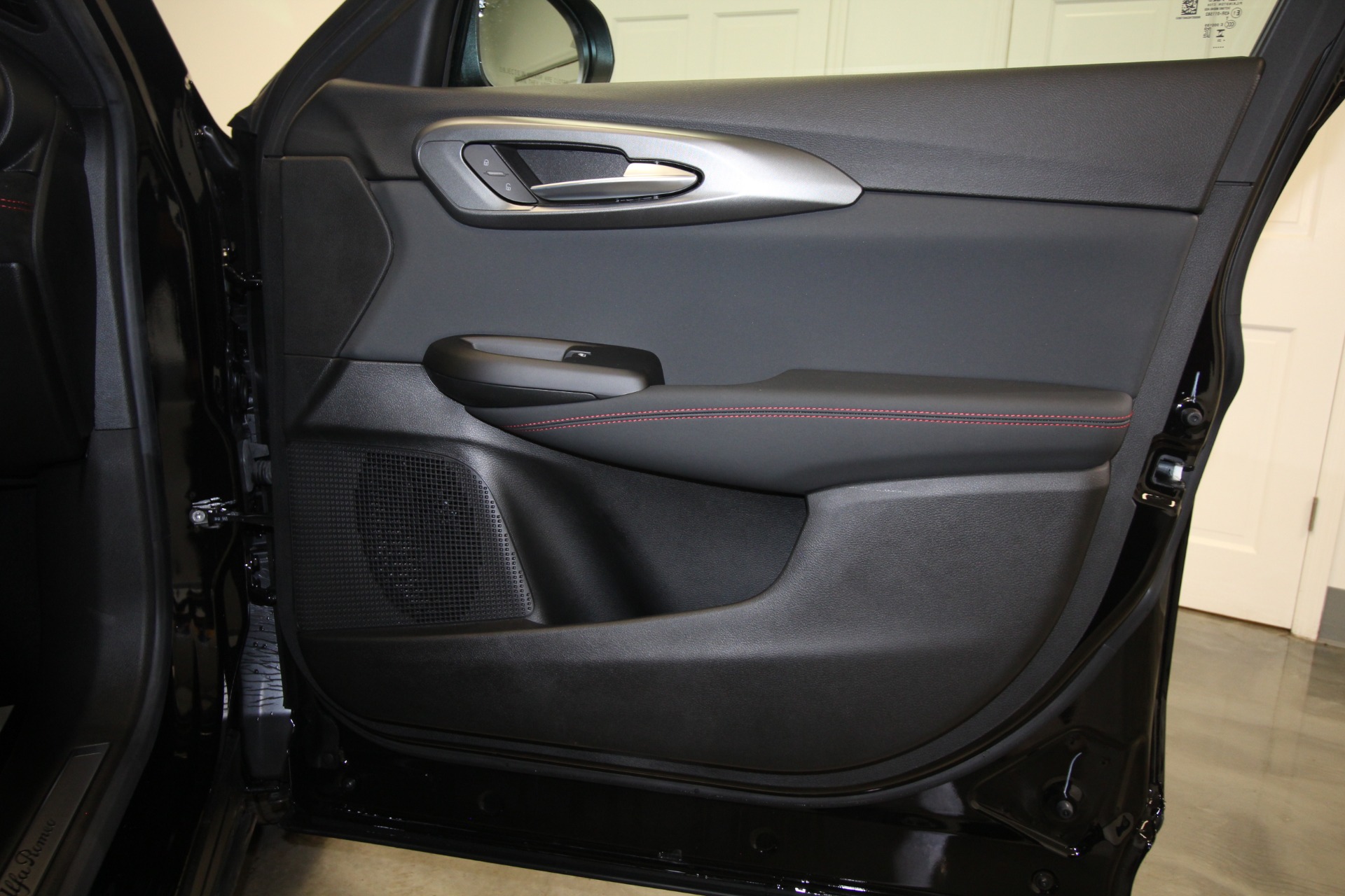 New 2024 Alfa Romeo TONALE Veloce | St. Petersburg, FL