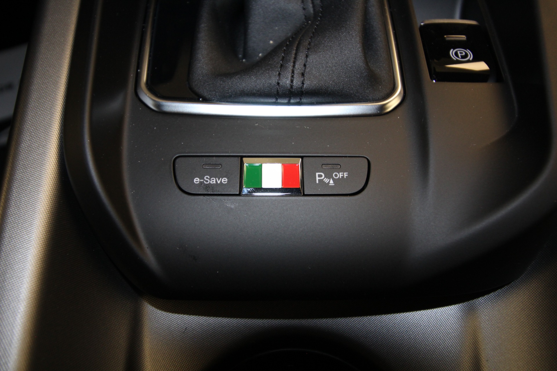 New 2024 Alfa Romeo TONALE Veloce | St. Petersburg, FL