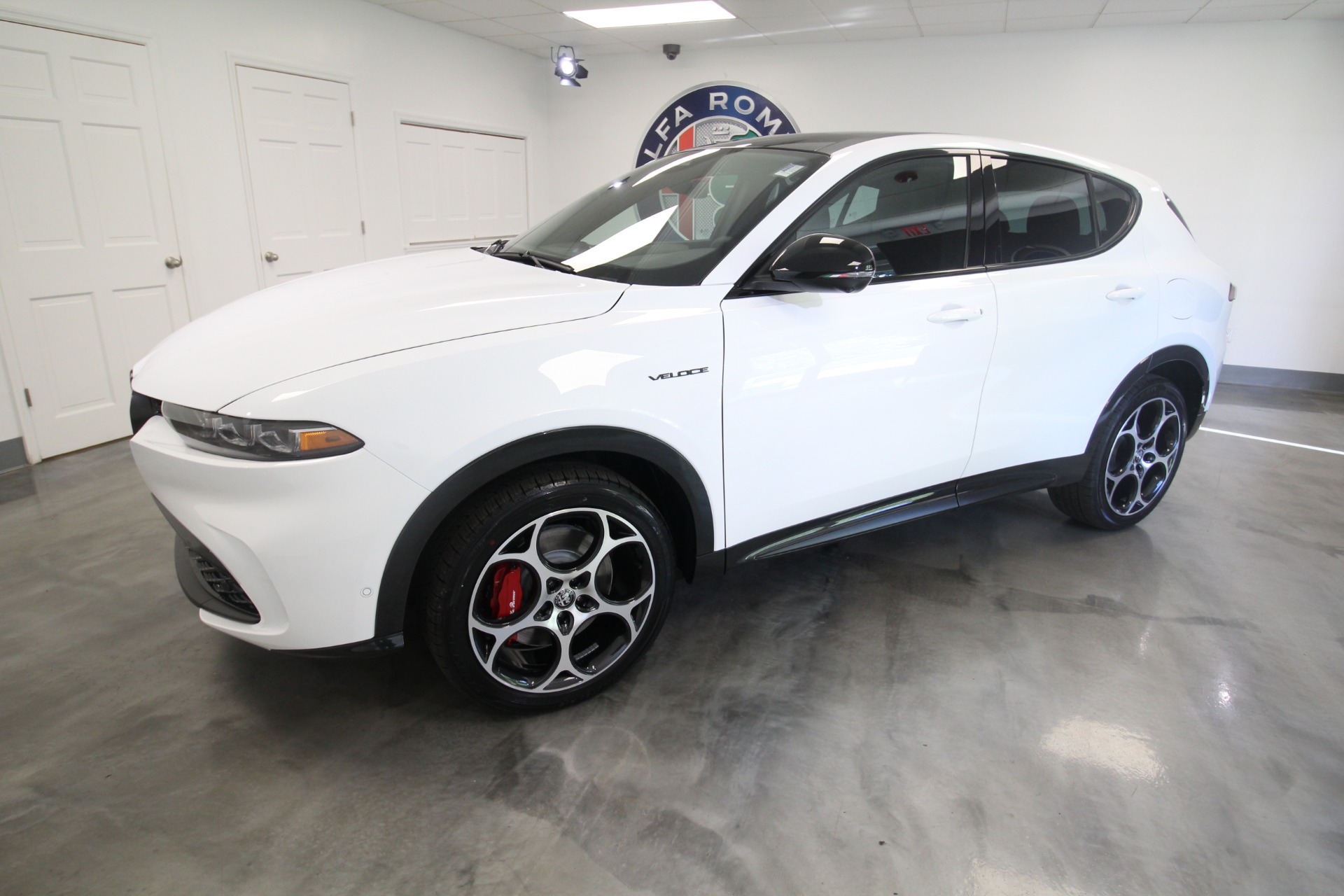 New 2024 Alfa Romeo TONALE Veloce | St. Petersburg, FL