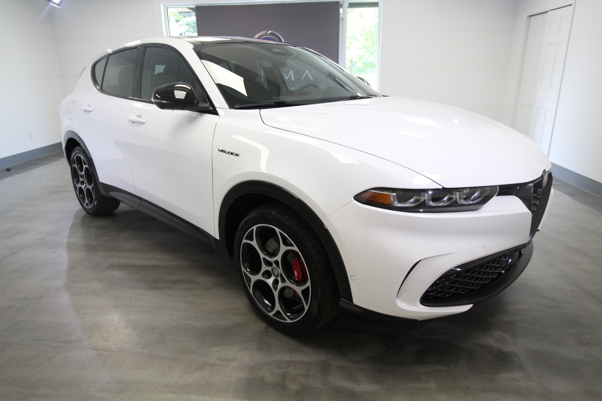 New 2024 Alfa Romeo TONALE Veloce | St. Petersburg, FL