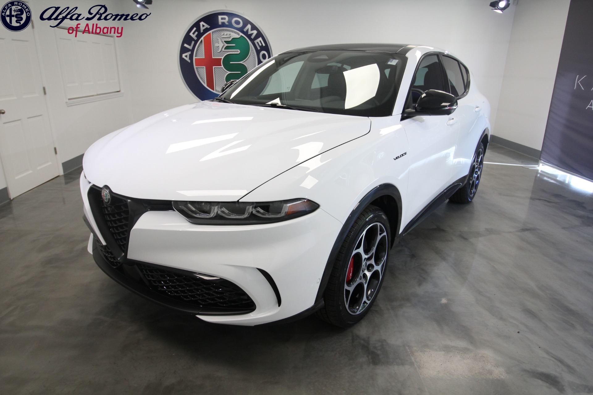 New 2024 Alfa Romeo TONALE Veloce | St. Petersburg, FL