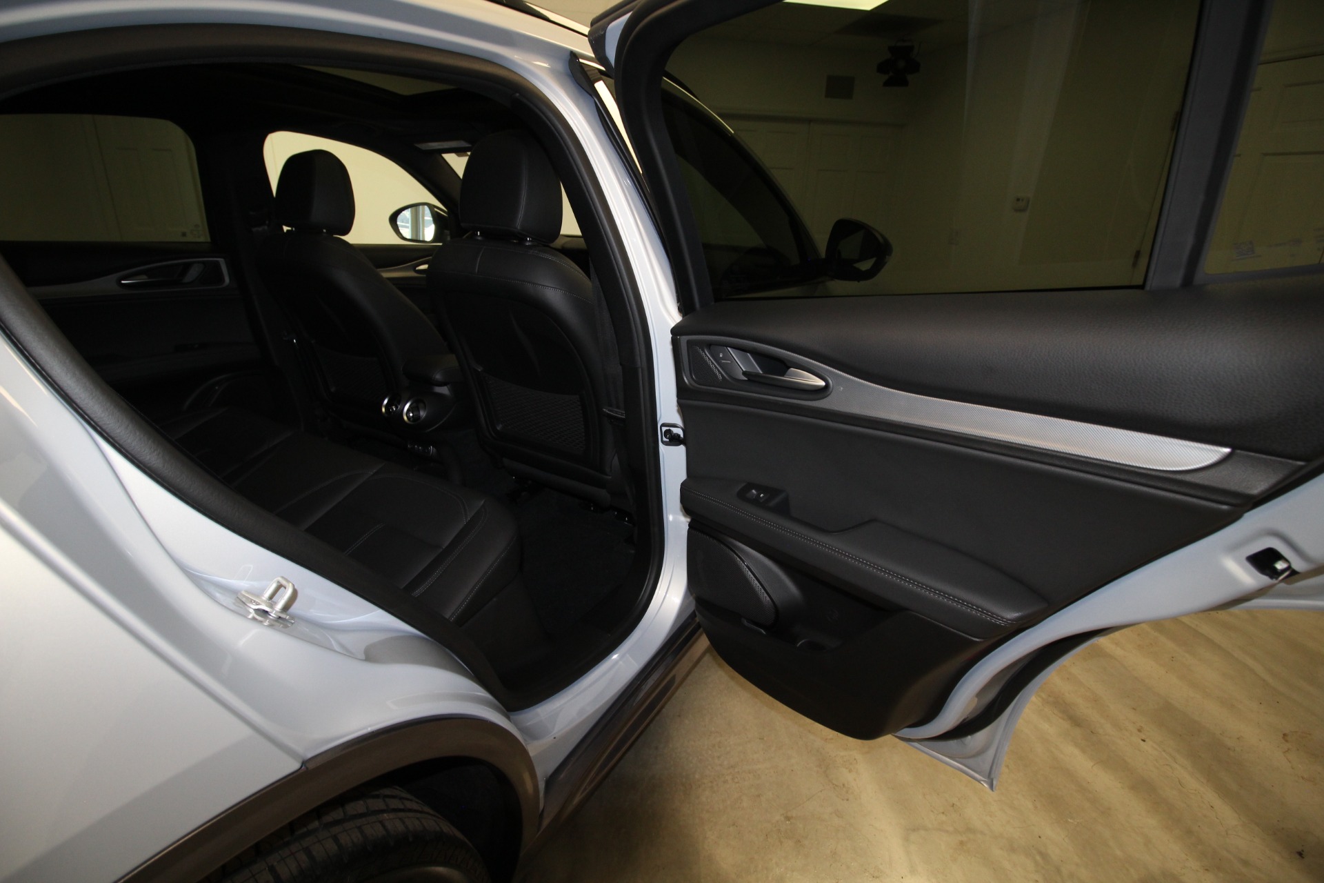 New 2024 Alfa Romeo STELVIO | St. Petersburg, FL