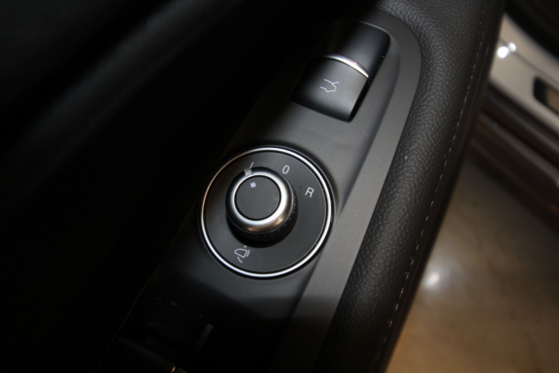New 2024 Alfa Romeo STELVIO | St. Petersburg, FL
