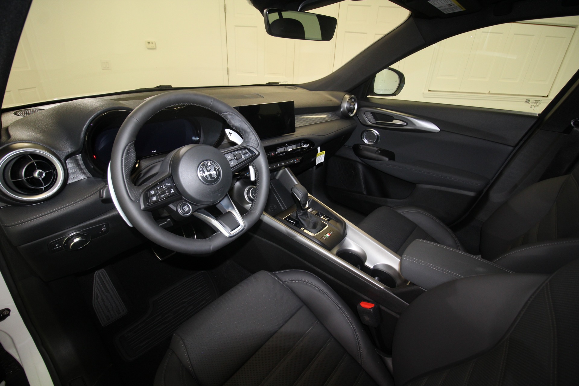 New 2024 Alfa Romeo TONALE Ti | St. Petersburg, FL