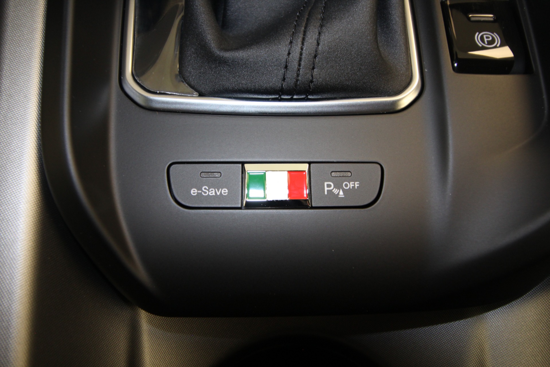 New 2024 Alfa Romeo TONALE Ti | St. Petersburg, FL