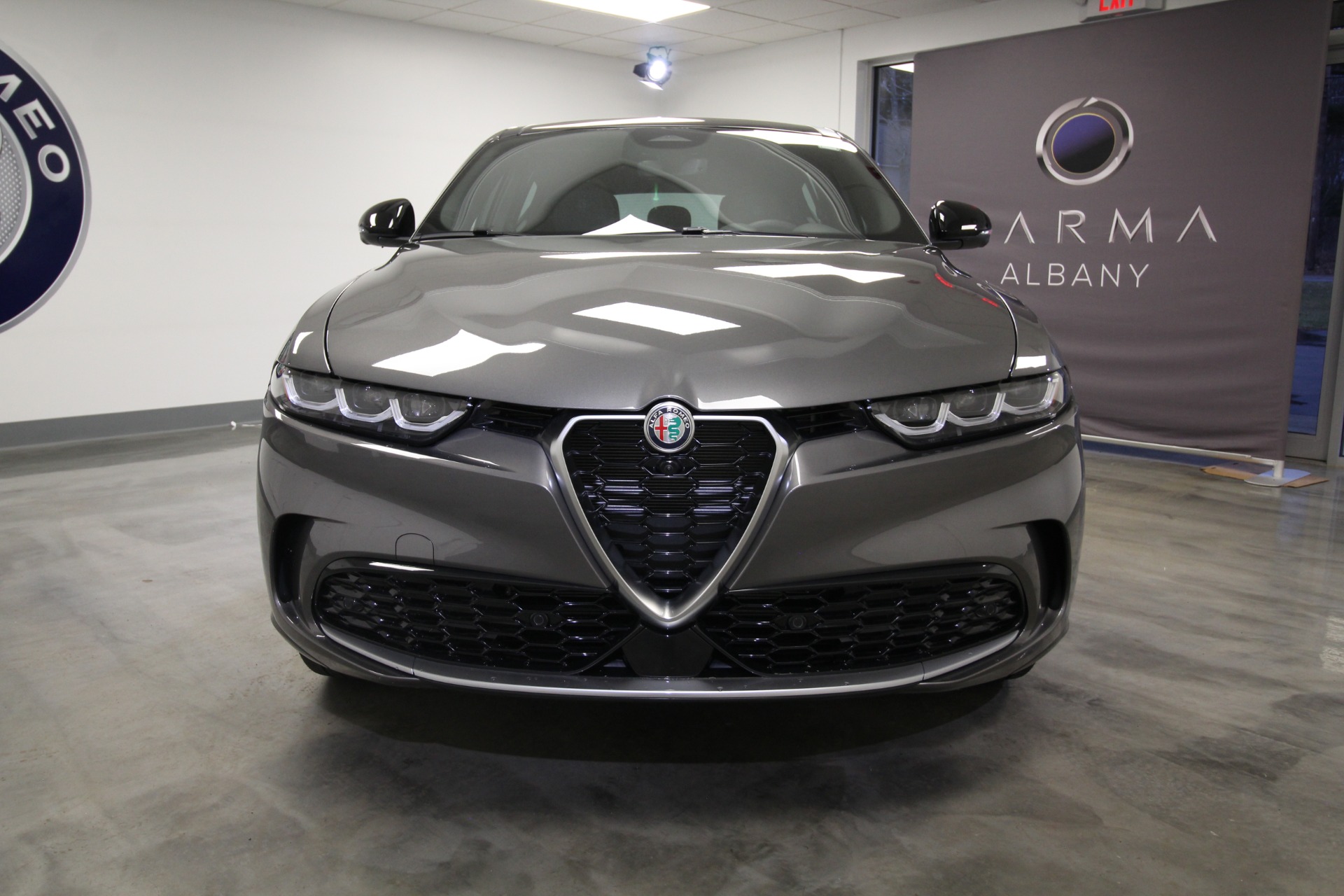New 2024 GRAY Alfa Romeo TONALE Ti | Albany, NY