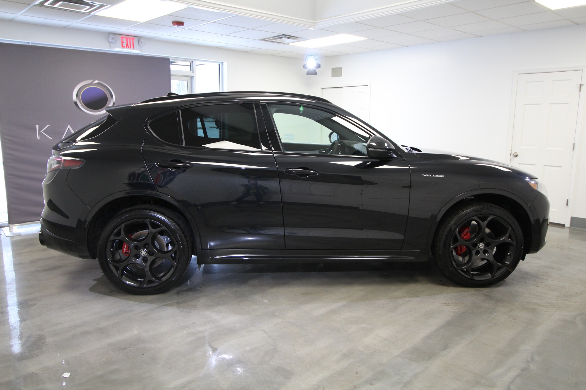 New 2024 BLACK Alfa Romeo STELVIO  | Albany, NY