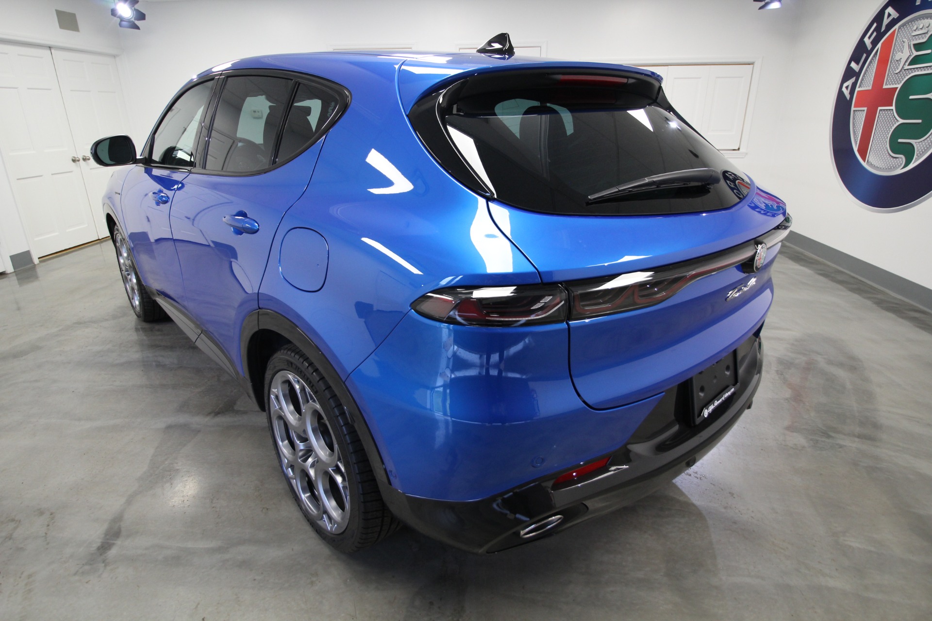 New 2024 BLUE Alfa Romeo TONALE Veloce | Albany, NY