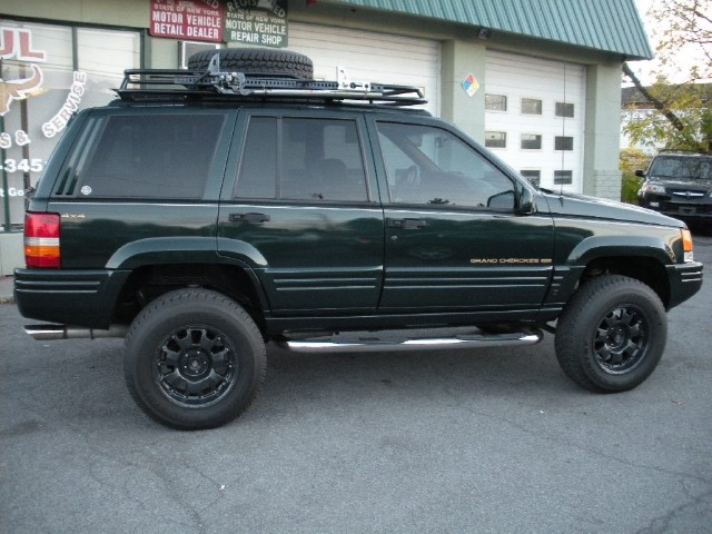 Used 1996 Forest Green Pearlcoat Jeep Grand Cherokee Limited 6 inch SUSPENSSION LIFT,SAFARI ROOF RACK,AMERICAN RACING WHEELS | Albany, NY
