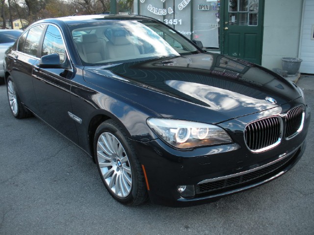 2011 BMW 7 Series 750xi xDrive AWD,MSRP WAS 93,475,1