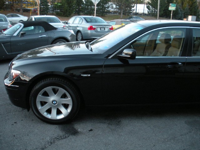 Used 2007 Black Sapphire Metallic BMW 7 Series 750i BMW EXTENDED FREE SCHEDULED MAINTAINANCE TO 100K | Albany, NY
