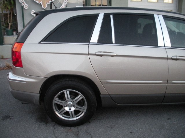 Used 2007 Chrysler Pacifica Touring FWD,FULLY SERVICED,3RD ROW SEAT | Albany, NY