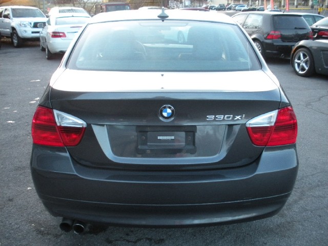 Used 2006 Sparkling Graphite Metallic BMW 3 Series 330xi AWD LOADED,SPORT,PREMIUM,COLD WEATHER,PREMIUM SOUND,XENONS | Albany, NY