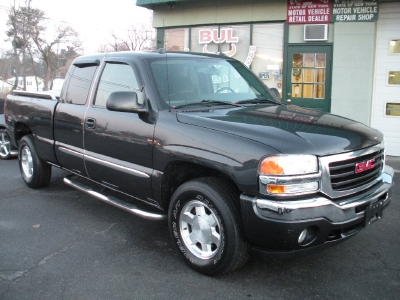 Used 2005 GMC Sierra 1500-Albany, NY