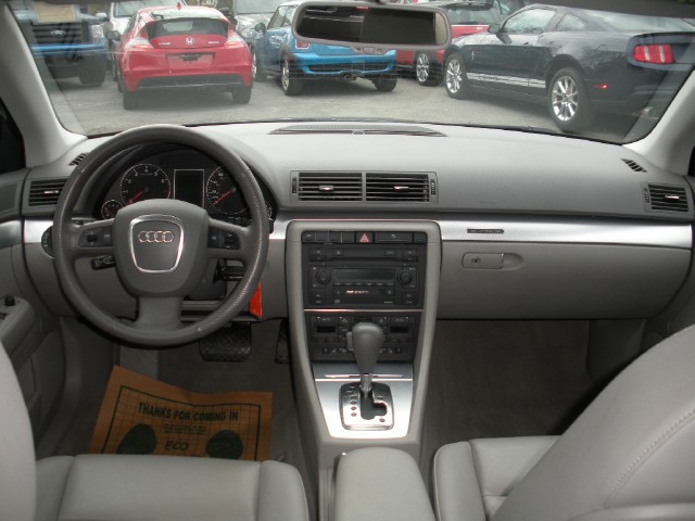 Used 2006 Audi A4 2.0T quattro AWD,AUTOMATIC,SUPERB CONDITION,LOW MILES,JUST TRADED-IN HERE | Albany, NY