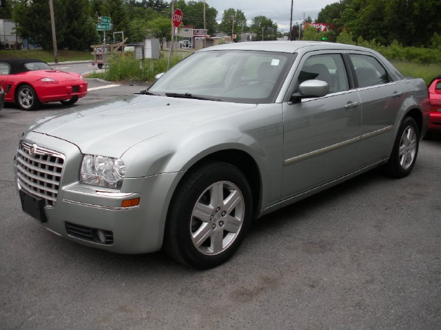 Used 2006 Satin Jade Pearlcoat Chrysler 300 Touring AWD,ALL WHEEL DRIVE,SUPER NICE AND CLEAN,LEATHER,HEATED SEATS,SUNRO | Albany, NY
