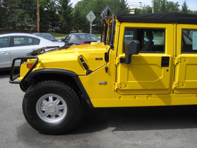 Used 2002 Competition Yellow HUMMER H1 Open Top LIKE NEW,SUPERB CONDITION,MANY UPGRADES,WINCH,CARBON FIBER,2ND TOP | Albany, NY
