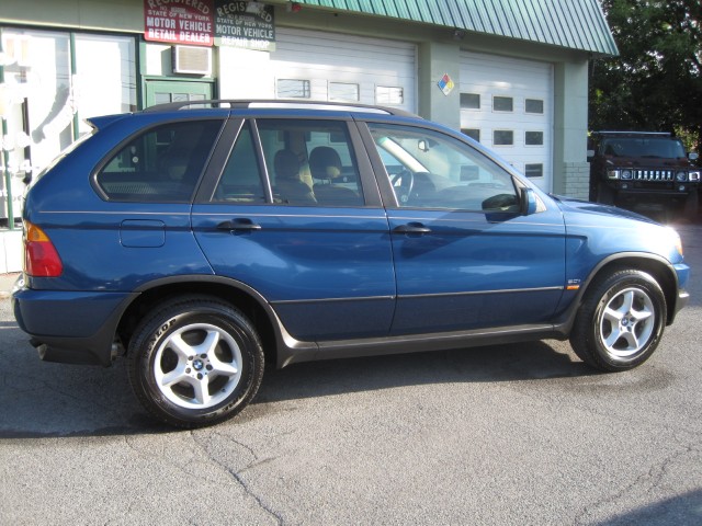 Used 2001 Blue BMW X5 3.0i SUPER CLEAN AND NICE,1 OWNER,LOCAL TRADE IN | Albany, NY