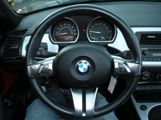Used 2006 BMW Z4 3.0si | Albany, NY