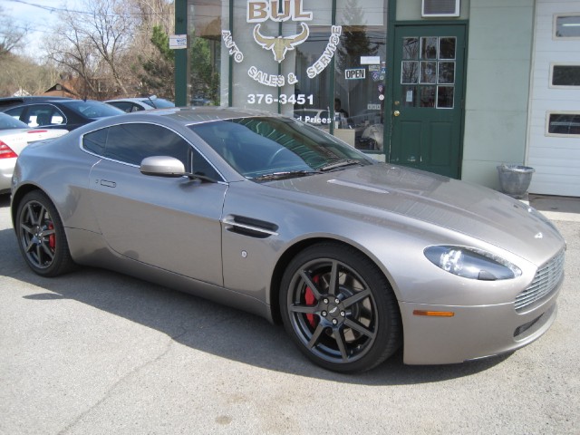 Used 2007 Tungsten Silver Aston Martin V8 Vantage COUPE,RARE 6 SPEED,LOADED WITH OPTIONS,NAVIGATION,HID XENONS,PREMIUM SOUND, | Albany, NY