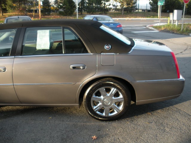 Used 2007 Titanium Cadillac DTS Luxury I | Albany, NY