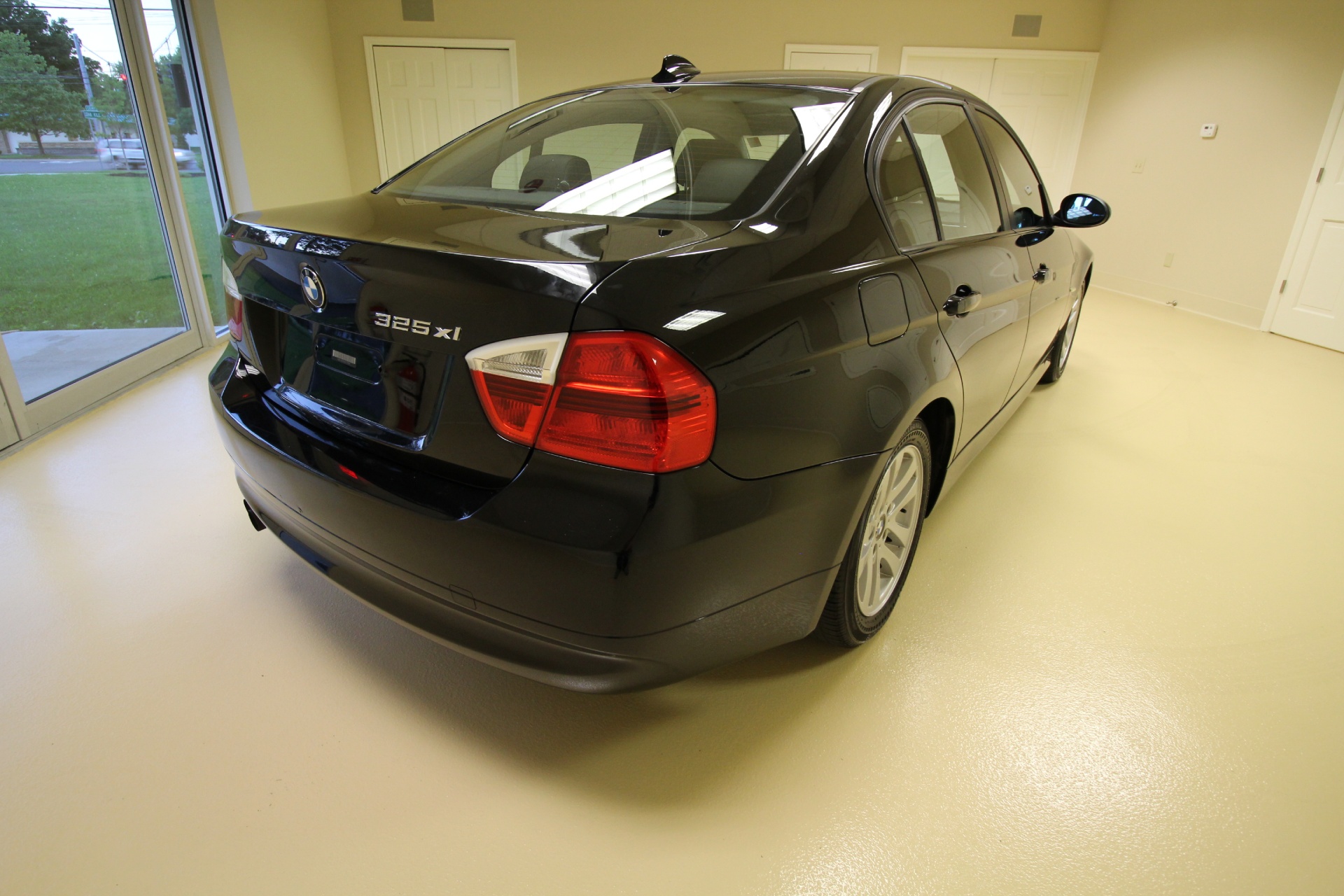 Used 2006 Black BMW 3 Series 325xi RARE 6 SPEED MANUAL,FULLY SERVICED NEW CLUTCH AND FLYWHEEL | Albany, NY